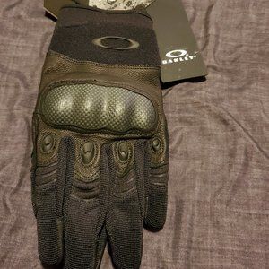 Black Oakley Gloves